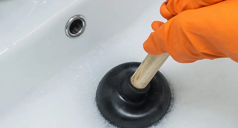 Boiling water flush